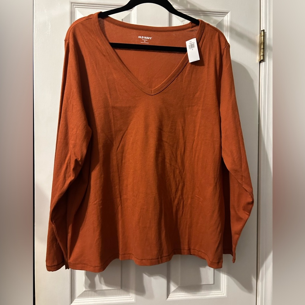 Old Navy Long Sleeve T-Shirt